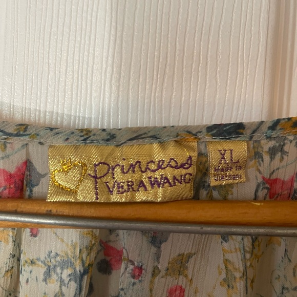 Blouse - Picture 2 of 2